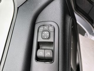 Voertuigafbeelding 37