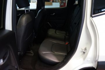 Voertuigafbeelding 33