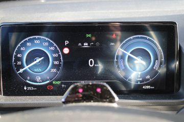 Voertuigafbeelding 13