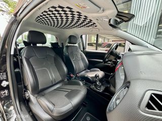 Voertuigafbeelding 8