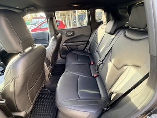 Voertuigafbeelding 63