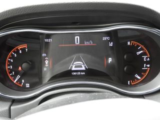 Voertuigafbeelding 8