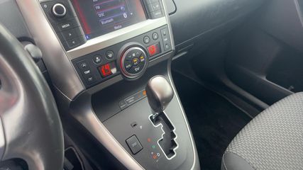 Voertuigafbeelding 9