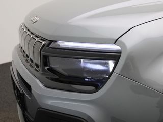 Voertuigafbeelding 12