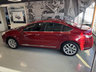 Voertuigafbeelding 7