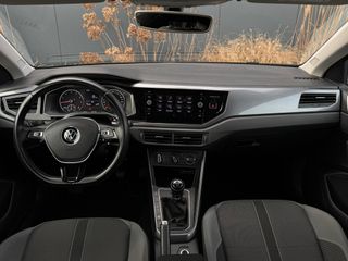 Voertuigafbeelding 12