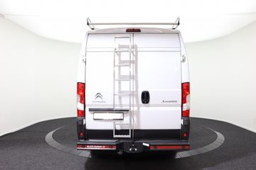 Voertuigafbeelding 4