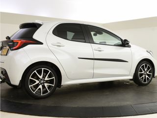 Voertuigafbeelding 6