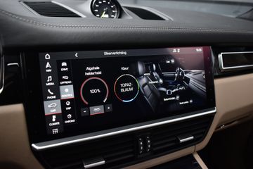 Voertuigafbeelding 12