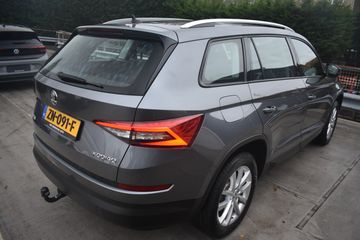 Voertuigafbeelding 3