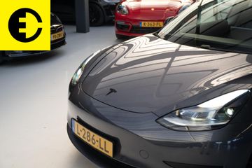 Voertuigafbeelding 2