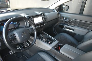 Voertuigafbeelding 5