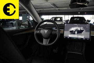 Voertuigafbeelding 19