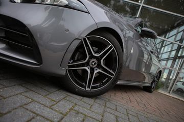 Voertuigafbeelding 17