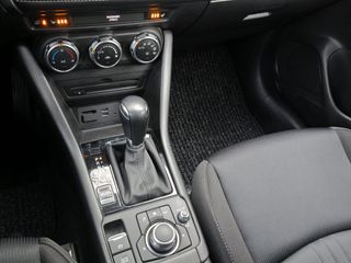 Voertuigafbeelding 7