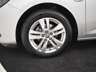 Voertuigafbeelding 21