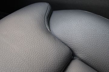 Voertuigafbeelding 16