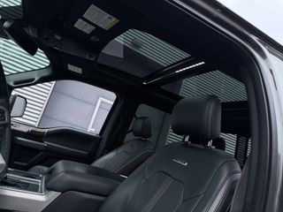 Voertuigafbeelding 9