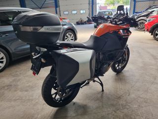 Voertuigafbeelding 4