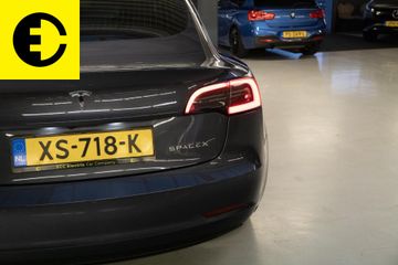 Voertuigafbeelding 8