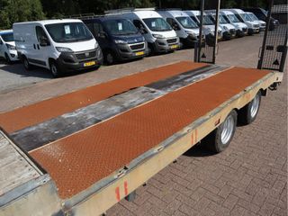 Voertuigafbeelding 5