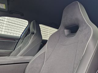 Voertuigafbeelding 17