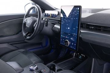 Voertuigafbeelding 2