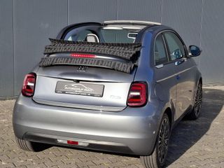 Voertuigafbeelding 6