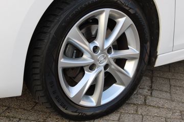 Voertuigafbeelding 12