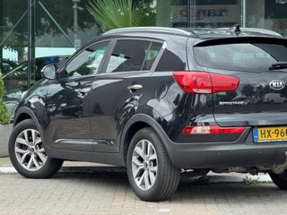 Voertuigafbeelding 8