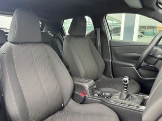 Voertuigafbeelding 21