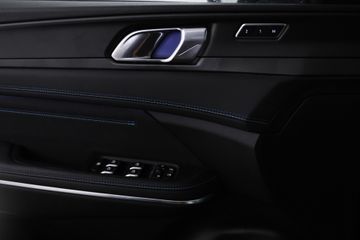 Voertuigafbeelding 19