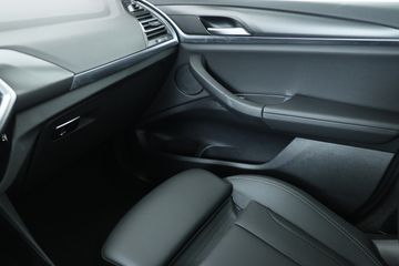 Voertuigafbeelding 43