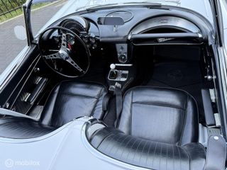 Voertuigafbeelding 12