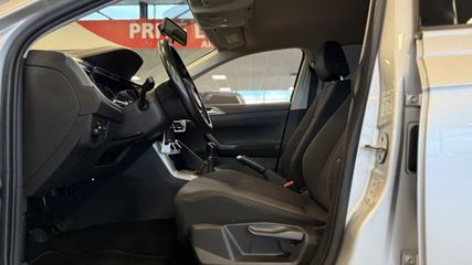 Voertuigafbeelding 6