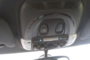 Voertuigafbeelding 32