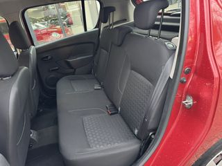 Voertuigafbeelding 10