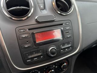 Voertuigafbeelding 8