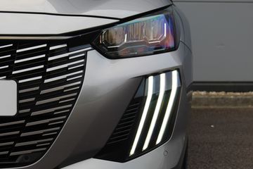 Voertuigafbeelding 38