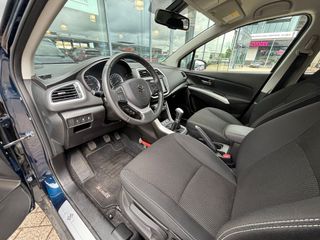 Voertuigafbeelding 14