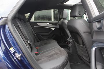 Voertuigafbeelding 11