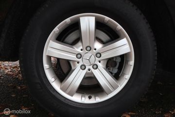 Voertuigafbeelding 35