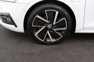 Voertuigafbeelding 6