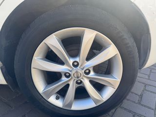 Voertuigafbeelding 8