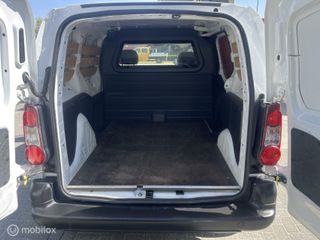 Voertuigafbeelding 6