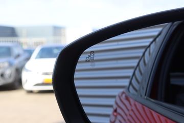 Voertuigafbeelding 13