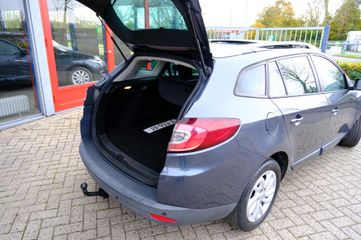 Voertuigafbeelding 9