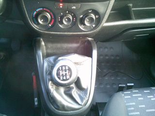 Voertuigafbeelding 12