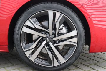 Voertuigafbeelding 16