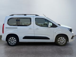 Voertuigafbeelding 5